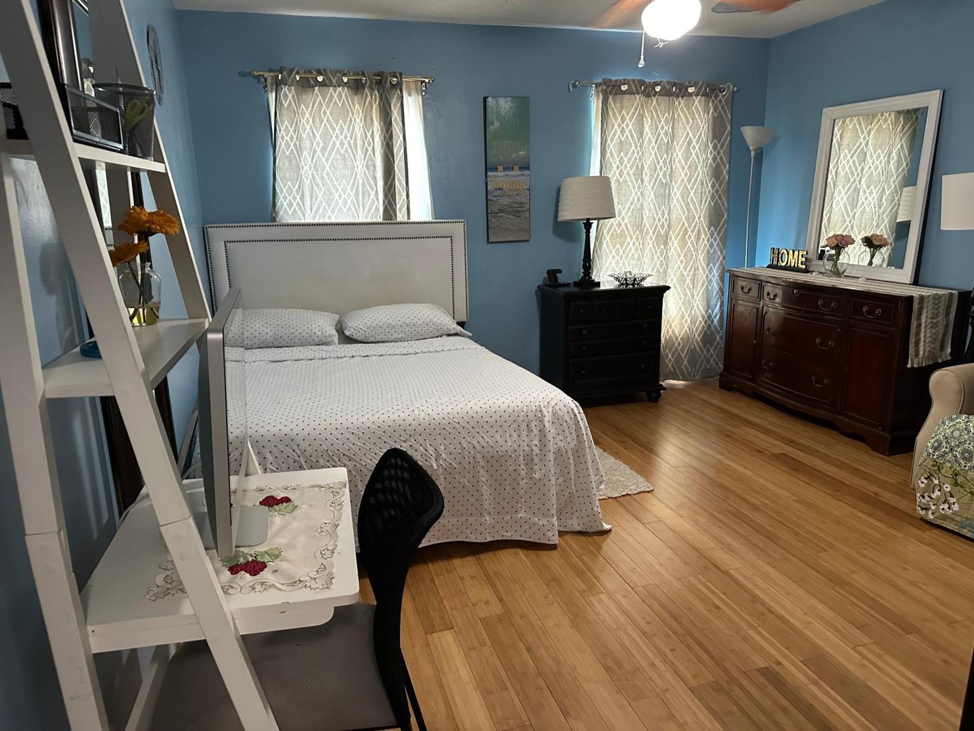 Colorful 3 Bedrooms Twin Home Near Center 필라델피아 외부 사진